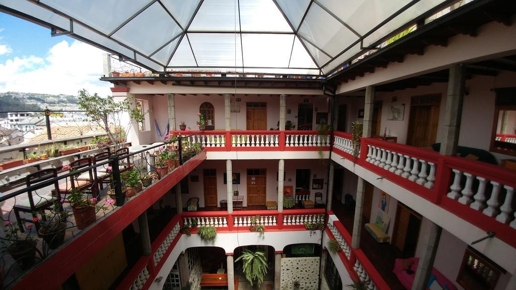 Hostal Quito Cultural Exterior photo