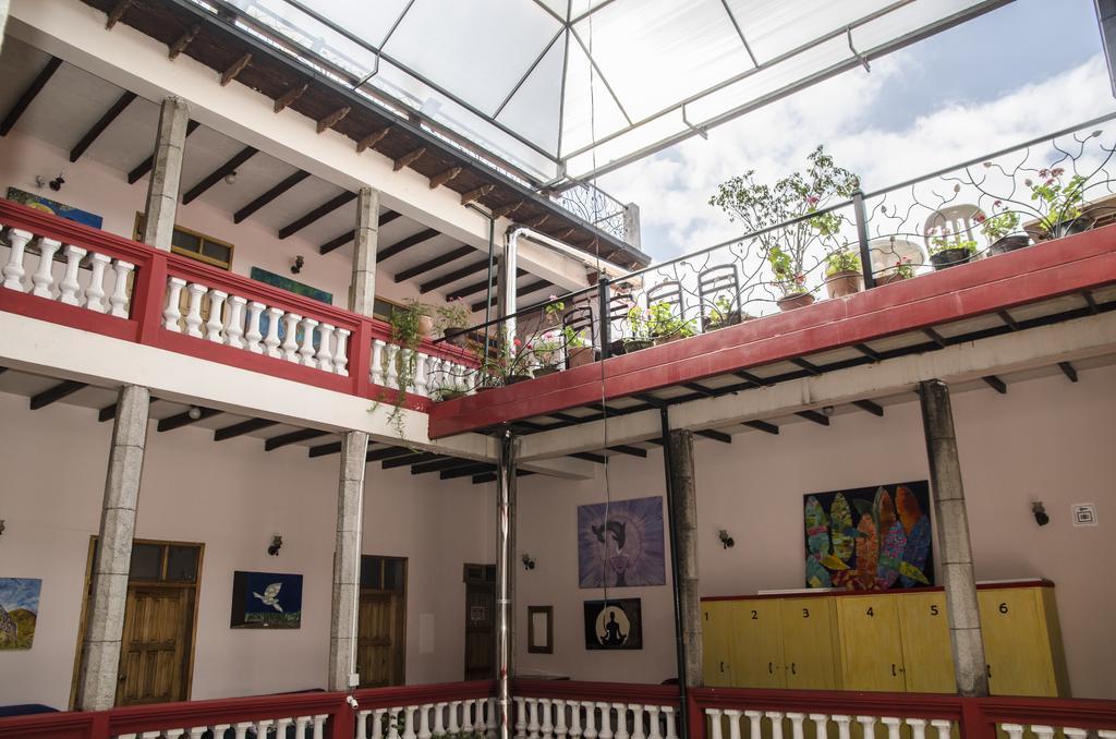 Hostal Quito Cultural Exterior photo